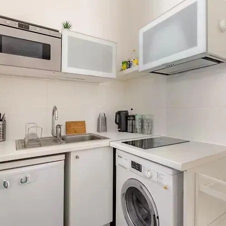 Beautiful With Terrace & Cinema In 8 Apartmán Paříž